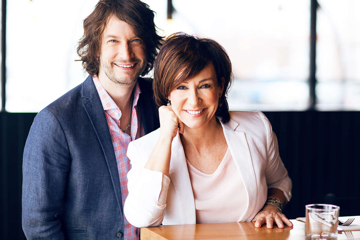 DOSSIER : Quand l’amitié rencontre l’amour