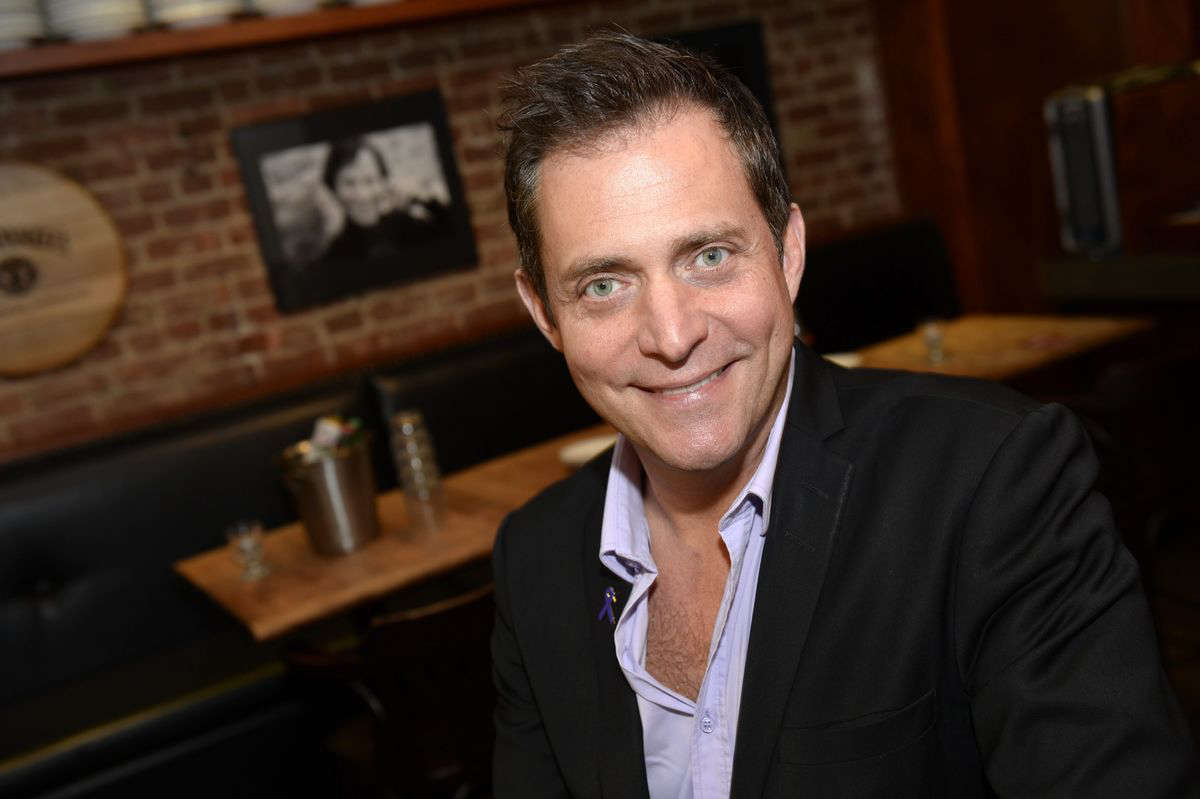 DOSSIER : Analphabète émotionnel, moi? Oui, je l’ai déjà été! Rencontre avec Jasmin Roy